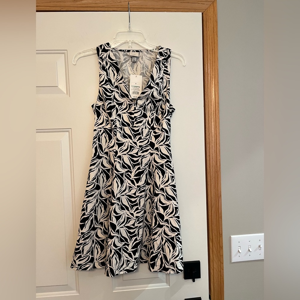 New A New Day cotton blend sleeeveless black/ white print dress. Size 0